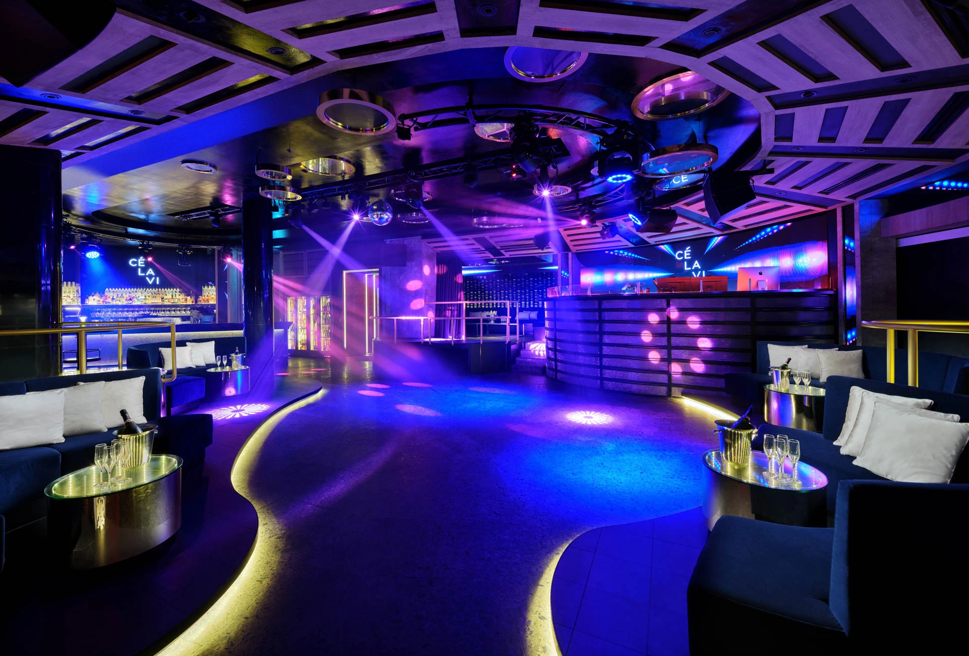 CÉ LA VI Singapore nightclub dancefloor facing DJ booth and VIP