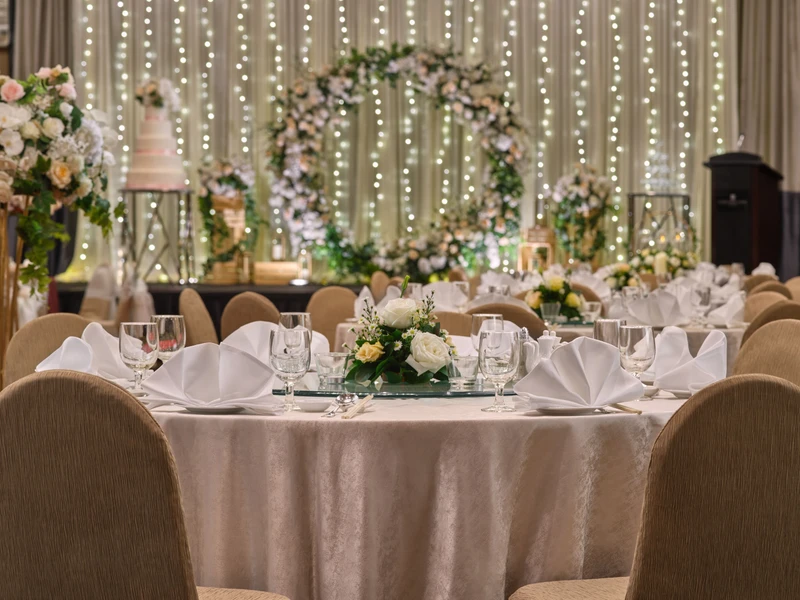 Botanical Rustic guest table with eucalyptus and wooden chargers