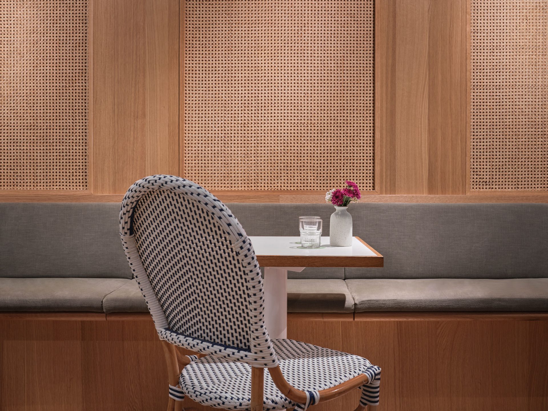 Little Farms Valley Point - Restaurant Interior Design Photography