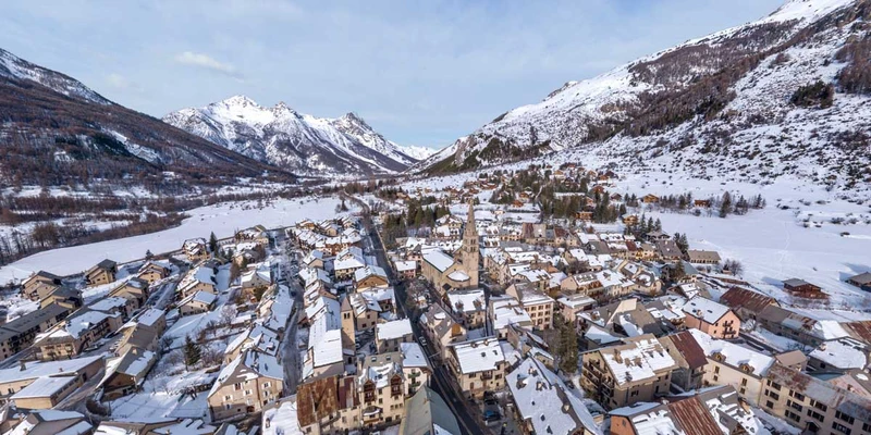 The French Alps Aerial 360
