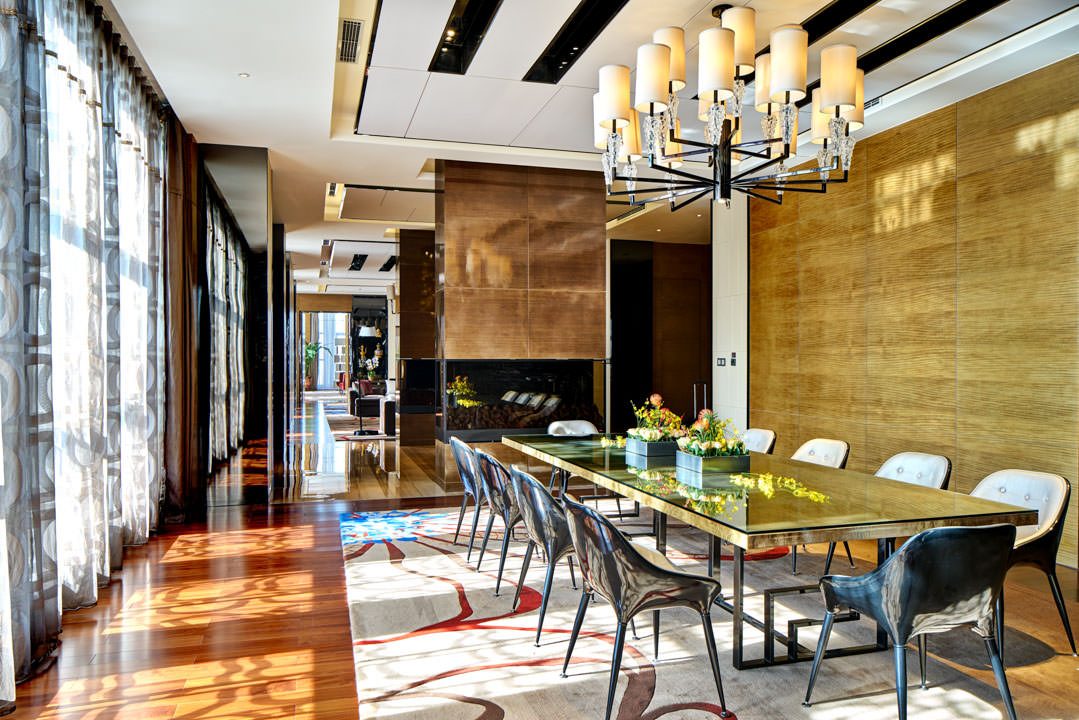Hospitality Photography for Crowne Plaza Tianjin Meijiangnan in China
